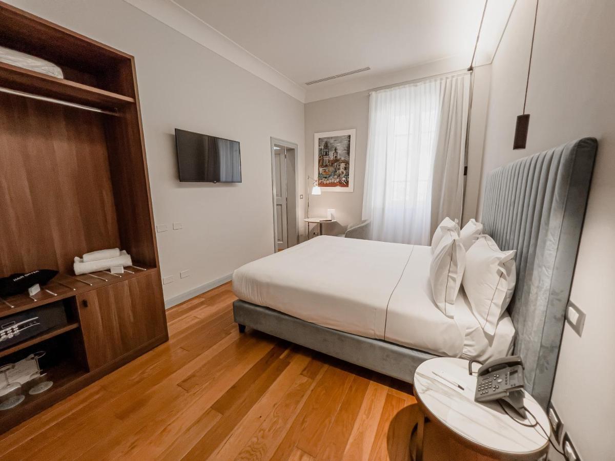 Deluxe Double or Twin Room,1162224636:JPEG